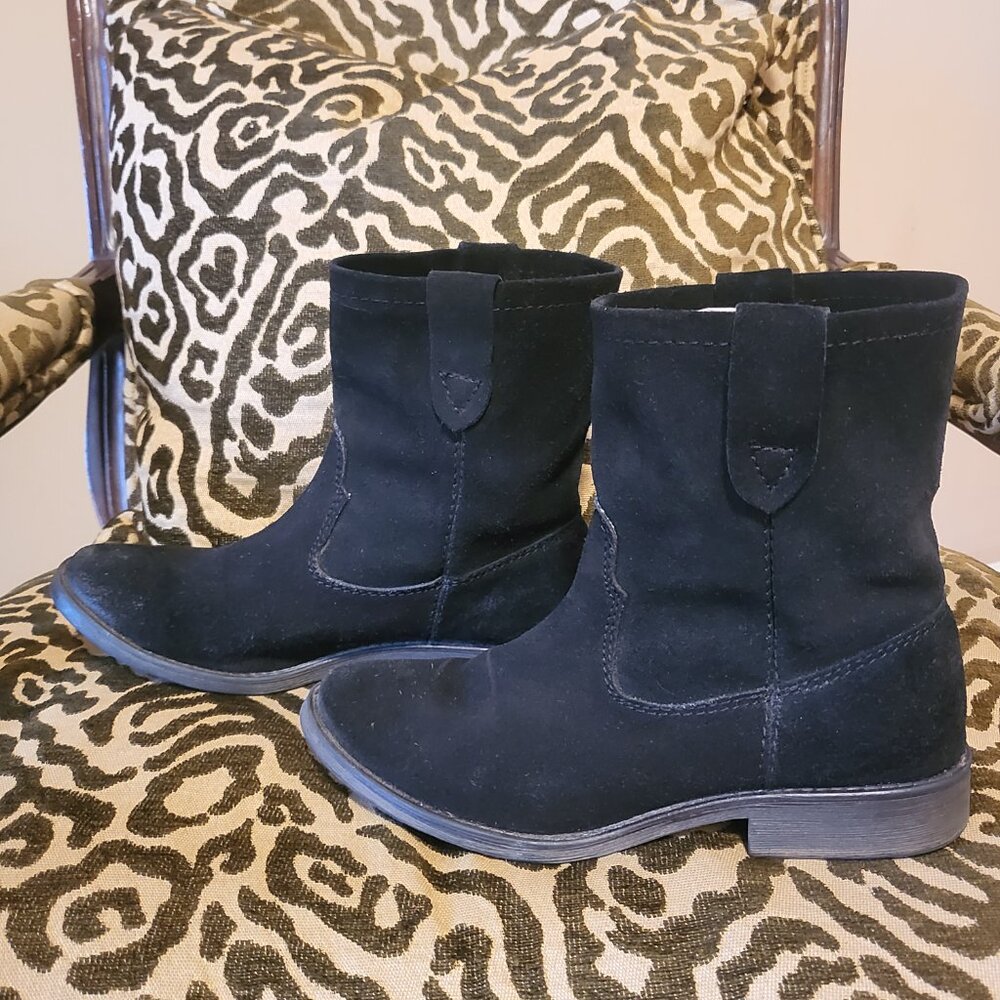 Zigi Soho Black Suede Ankle Boots